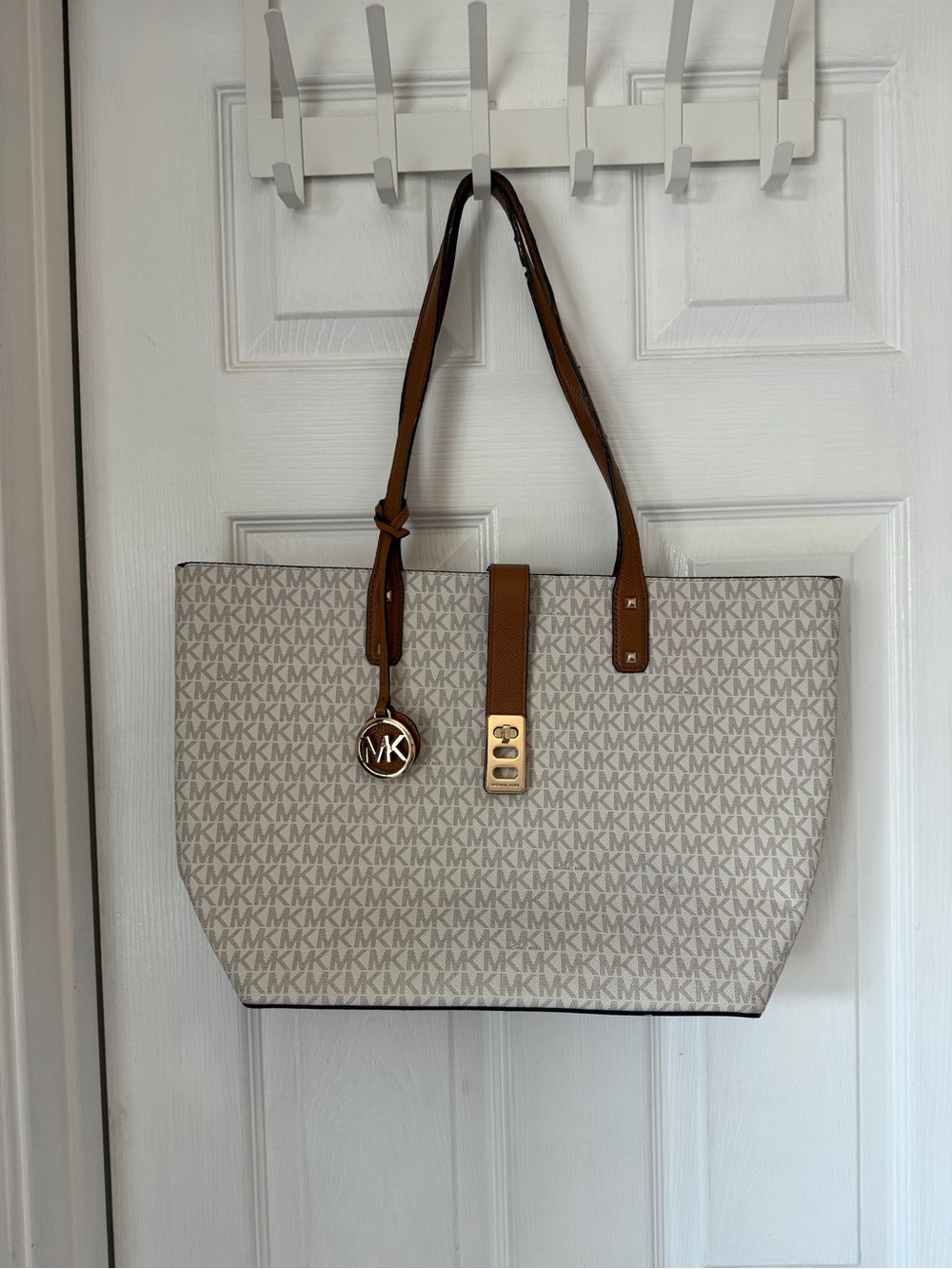 Michael Kors Karson Large Carryall Tote - Vanilla/acorn